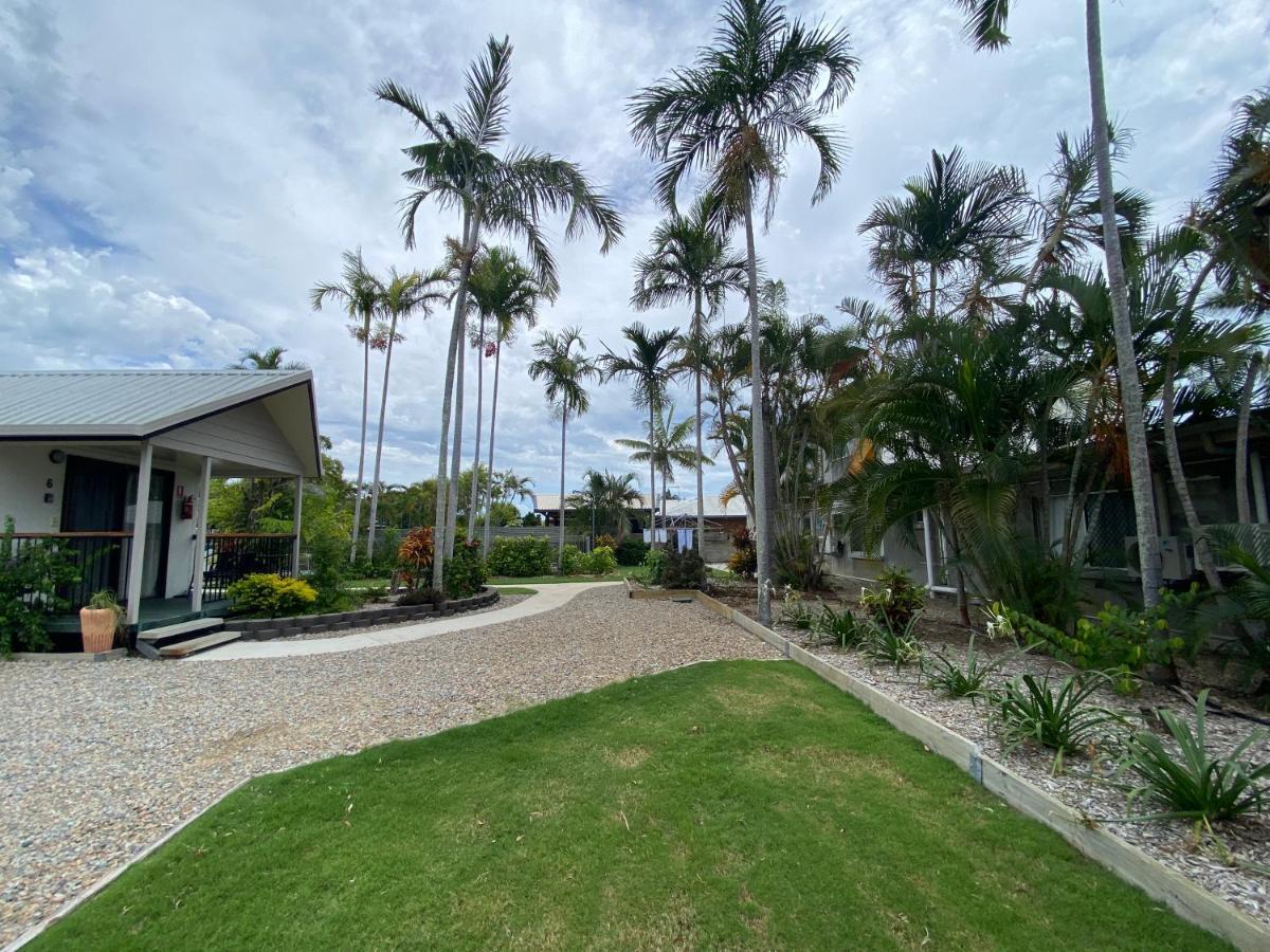 Palm View Holiday Apartments Bowen Exterior photo